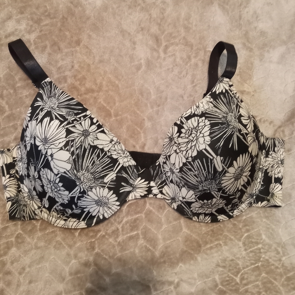 Isaac Mizrahi 38D Lightly Lined